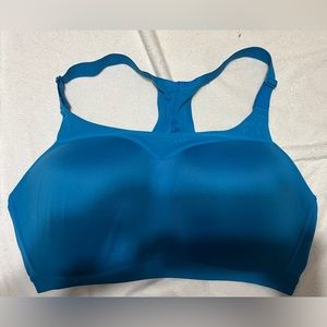 Victoria’s Secret Incredible Max Sports Bra